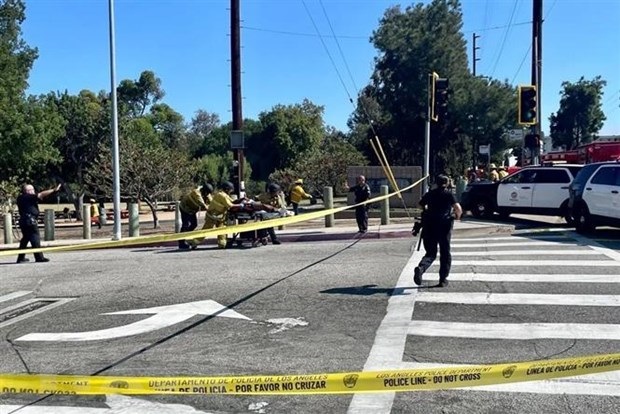 Cảnh sát phong tỏa hiện trường vụ nổ súng ở Los Angeles, bang California.