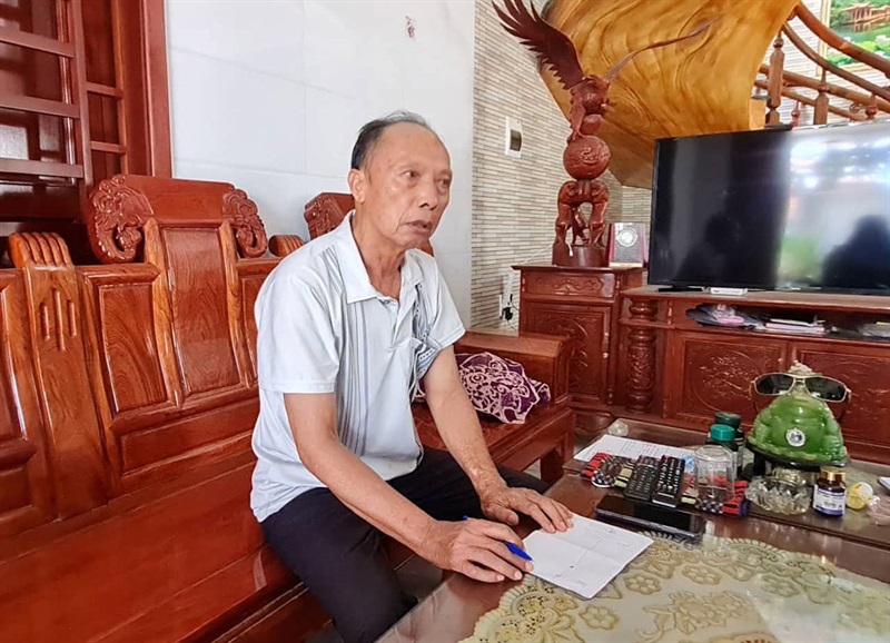 Chị Liên sau khi được tàu cá cứu lên và bàn giao cho lực lượng Bộ đội Biên phòng.