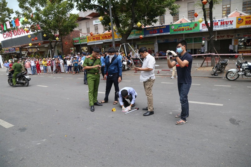 Lực lượng Công an đã bắt được kẻ nổ súng cướp tiệm vàng ở Huế.