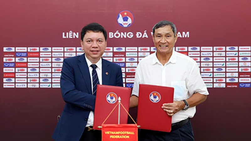 HLV Mai Đức Chung tiếp tục đồng hành với Đội tuyển bóng đá nữ quốc gia.