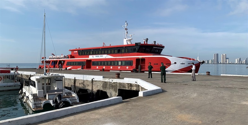 Tàu du lịch cao tốc tuyến Đà Nẵng - Lý Sơn thay đổi bến khai thác từ cảng Sông Hàn qua bến CT15.