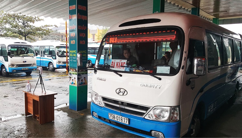 Xe buýt liên tỉnh Đà Nẵng – Huế và ngược lại.