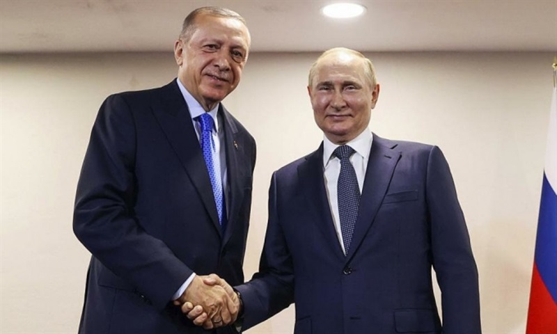 Tổng thống Nga Vladimir Putin (phải) và người đồng cấp Thổ Nhĩ Kỳ Recep Tayyip Erdogan tại Tehran, Iran hôm 19-7. Ảnh: AP