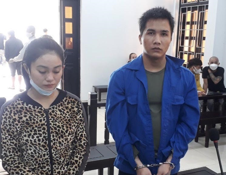 2 bị cáo Đinh Thị Hồng Nhi và Nguyễn Trường Giang.