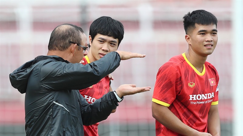 HLV Park Hang-seo đã cho các tuyển thủ tập luyện ngày 17-9, không chờ Quang Hải.