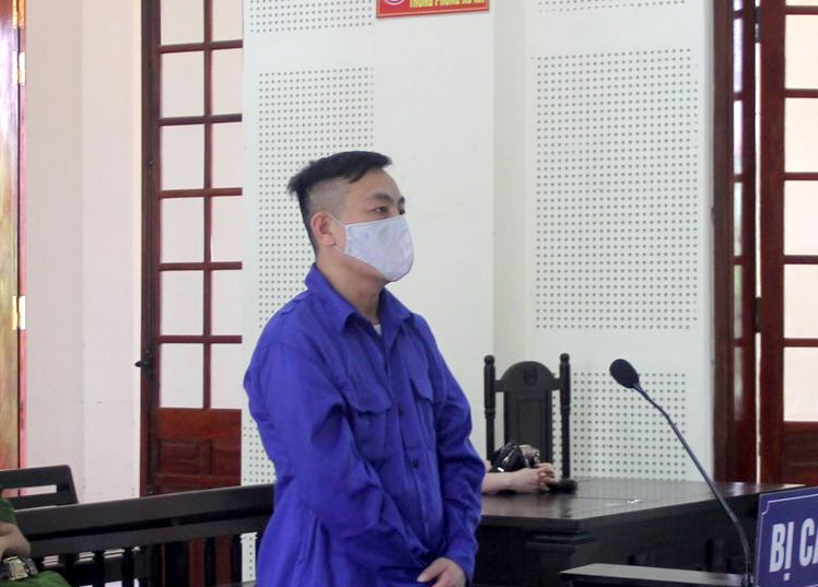 Bị cáo Nguyễn Văn Trung tại tòa.