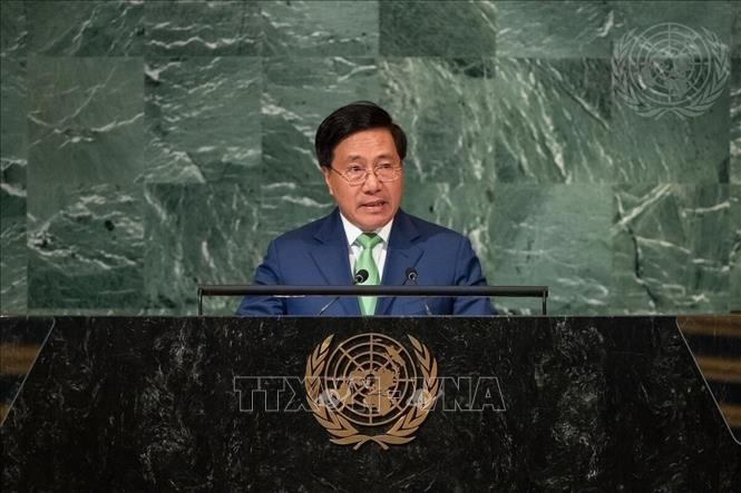 Phó Thủ tướng thường trực Phạm Bình Minh phát biểu tại Phiên thảo luận chung cấp cao Đại hội đồng Liên hợp quốc Khoá 77. Ảnh: TTXVN