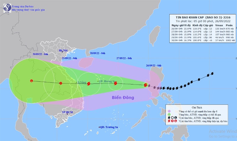 Vị trí và hướng di chuyển tiếp theo của bão Noru trên Biển Đông. (Ảnh: Trung tâm Dự báo KTTVQG)