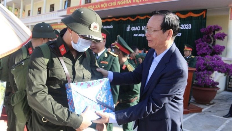 Hình ảnh giao nhận quân tại các huyện, thành phố trên địa bàn tỉnh Đắk Nông