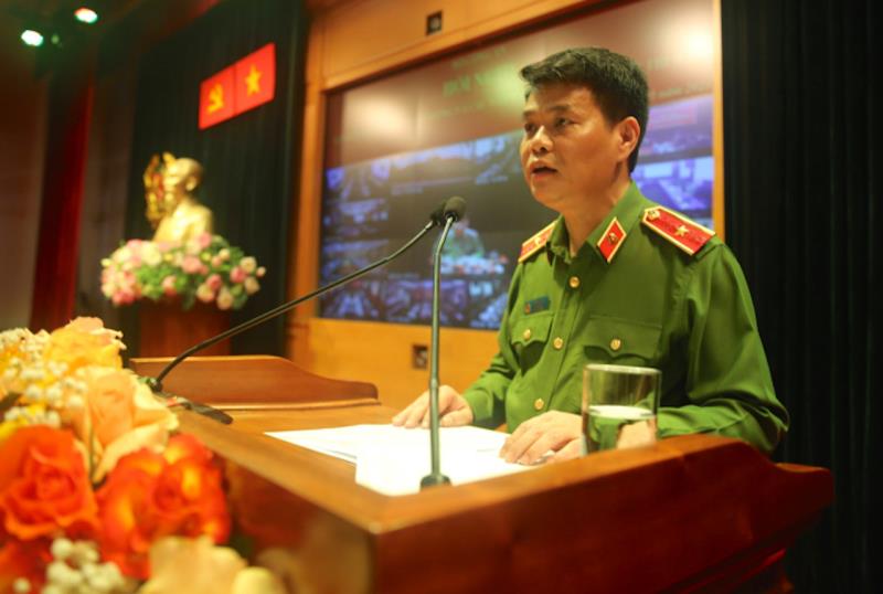 Đại tá Trần Phòng chủ trì điểm cầu Công an TP Đà Nẵng.