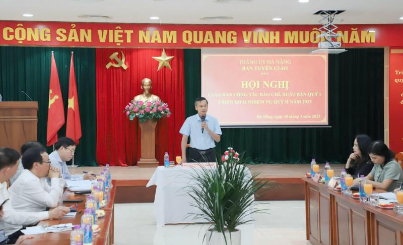 Trưởng ban Tuyên giáo Đoàn Ngọc Hùng Anh phát biểu chỉ đạo tại hội nghị giao ban.