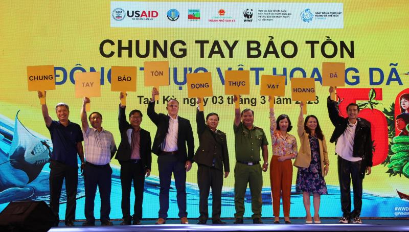 Phó Chủ tịch UBND TP Tam Kỳ Trần Trung Hậu phát động chương trình “Tam Kỳ - thành phố không thịt động vật hoang dã”.