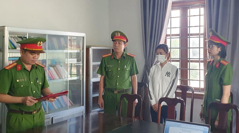Hồ Thị Hương Loan tại thời điểm bị khởi tố bị can.