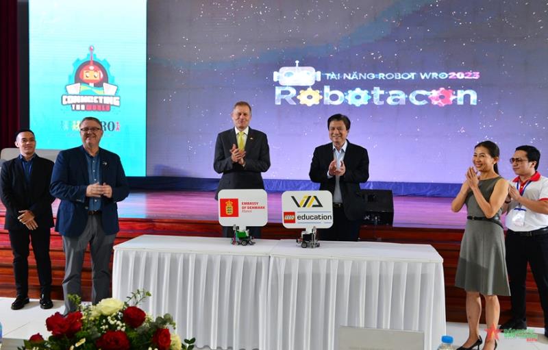 Cuộc thi Robotacon WRO 2023 tại Việt Nam chính thức được phát động.