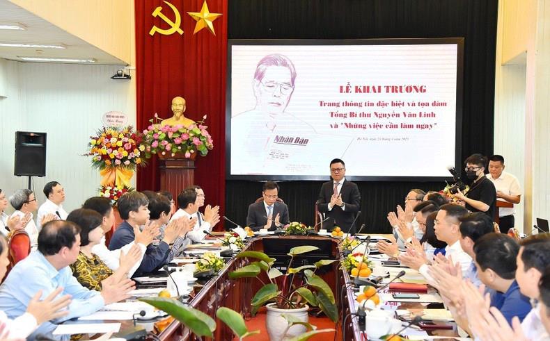 Quang cảnh Lễ khai trương Trang thông tin đặc biệt về Tổng Bí thư Nguyễn Văn Linh.