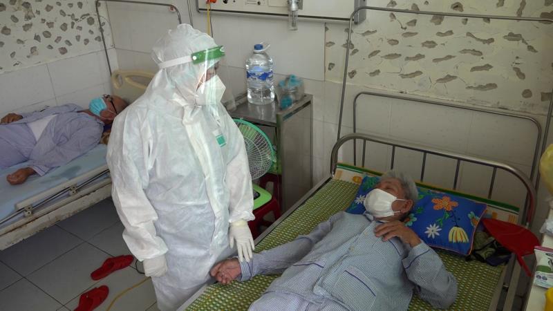 Bệnh nhân bị mắc COVID-19 đang điều trị tại Bệnh viện Đa khoa Trung ương Quảng Nam.