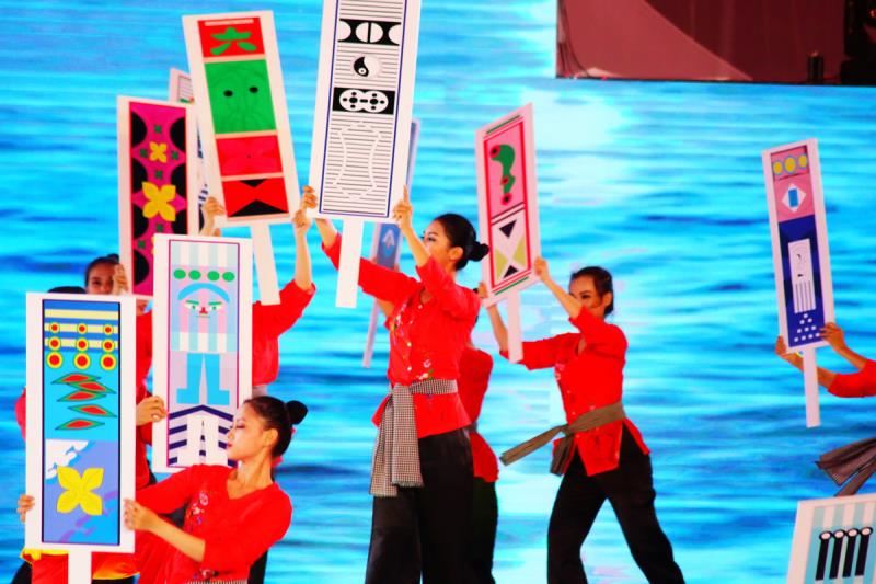Hô hát Bài Chòi là một trong 50 hoạt động, sự kiện được tổ chức trên tuyến Công viên bờ biển đường Trần Phú, TP tại Fesstival Biển Nha Trang- Khánh Hòa 2023