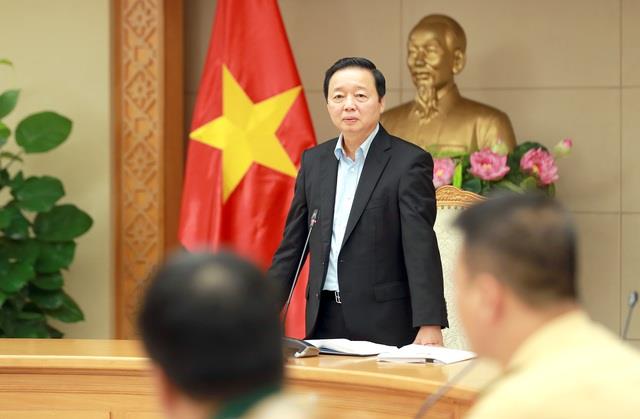 Thượng tá Phạm Quang Huy, Phó Cục trưởng Cục Cảnh sát giao thông, đề nghị bổ sung quy định về đẩy mạnh ứng dụng công nghệ để giảm nhân lực cho các trung tâm đăng kiểm.