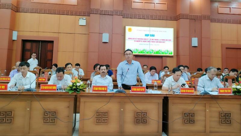Đại diện Sở NN&PTNT tỉnh Quảng Nam trả lời một số câu hỏi của phóng viên Chuyên đề Công an TP Đà Nẵng.