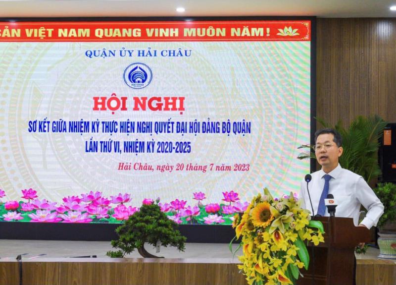 Bí thư Thành ủy Đà Nẵng Nguyễn Văn Quảng phát biểu tại Hội nghị.