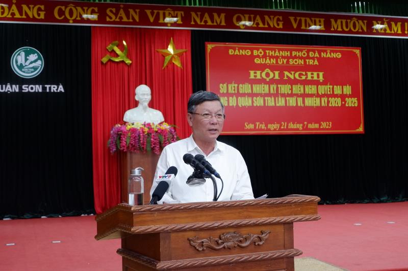 Trưởng Ban Dân vận Thành ủy Lê Văn Trung phát biểu chỉ đạo tại Hội nghị.
