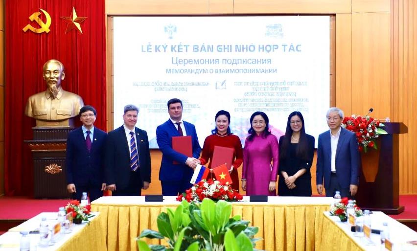 Hai đơn vị ký kết Bản ghi nhớ hợp tác.