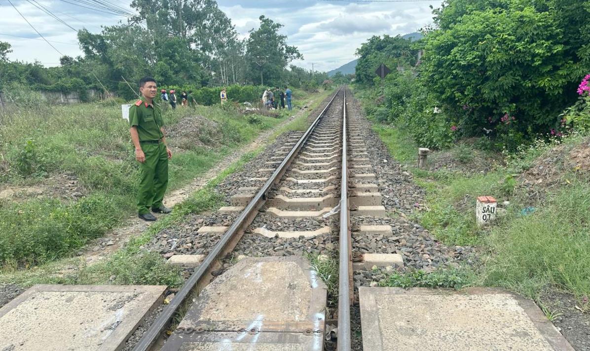 Tai nạn chết người do cố vượt gác chắn