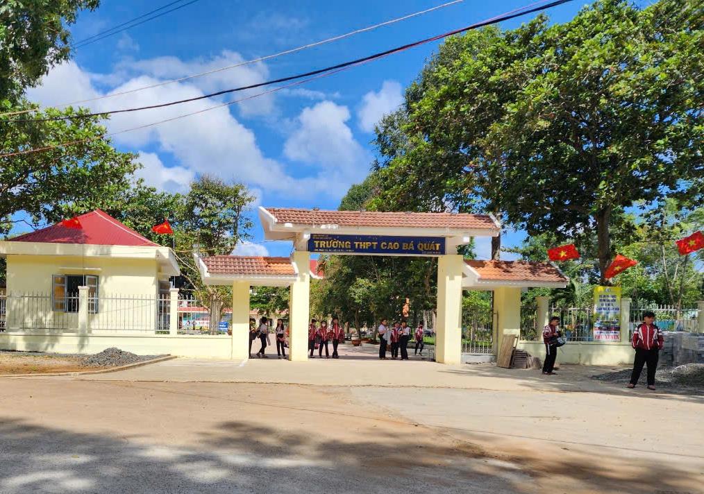 Nữ Hiệu trưởng từng cho học sinh lớp 12 tự nguyện nghỉ học đã bị miễn nhiệm chức vụ