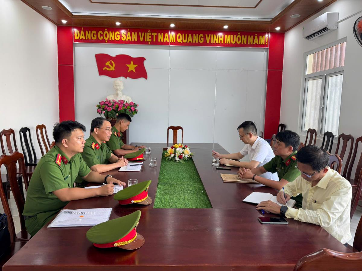 Bài 1: Khó khăn bước đầu, quyết tâm không lùi bước