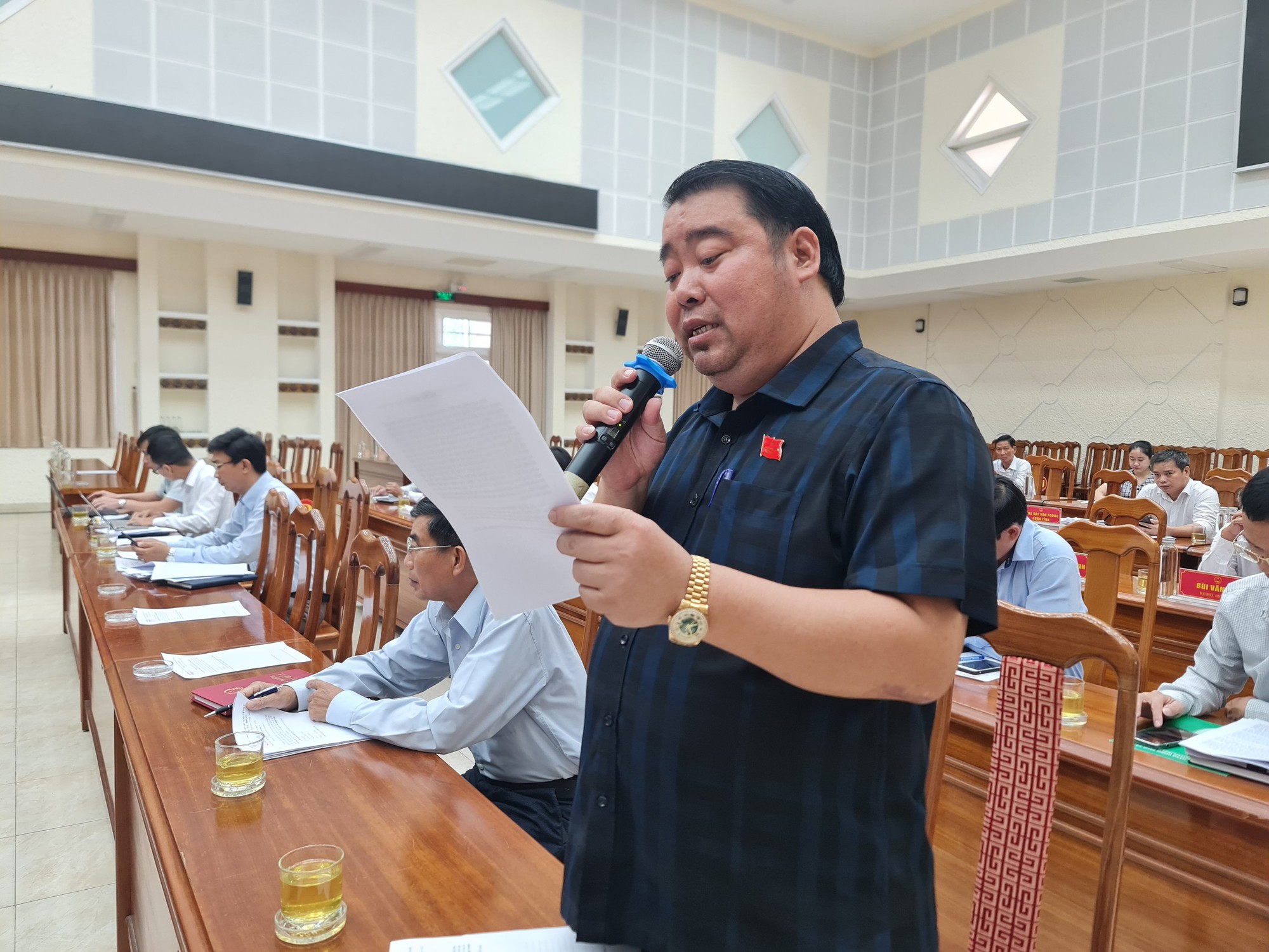Quảng Nam: Đại biểu HĐND bức xúc việc nhiều cán bộ còn sợ sai, sợ chịu trách nhiệm