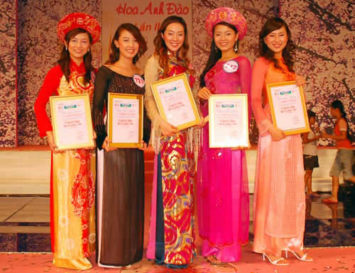 Chung kết Người đẹp Hoa anh đào lần 2- 2008