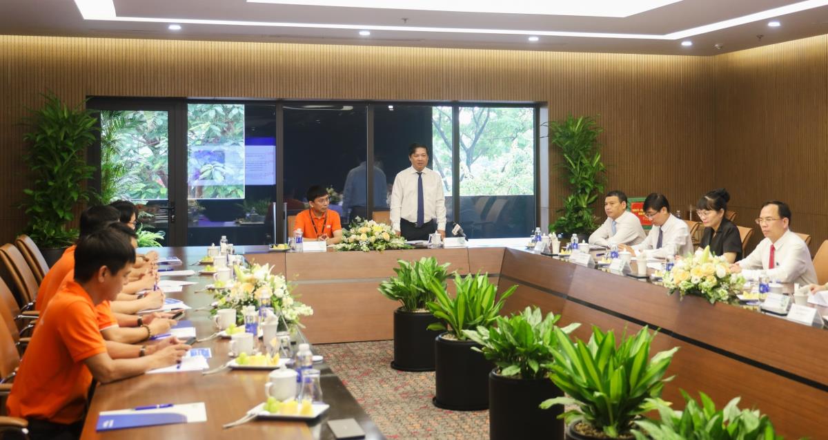 Bí thư Thành ủy Lương Nguyễn Minh Triết thăm và chúc mừng Hội Doanh nhân trẻ thành phố Đà Nẵng