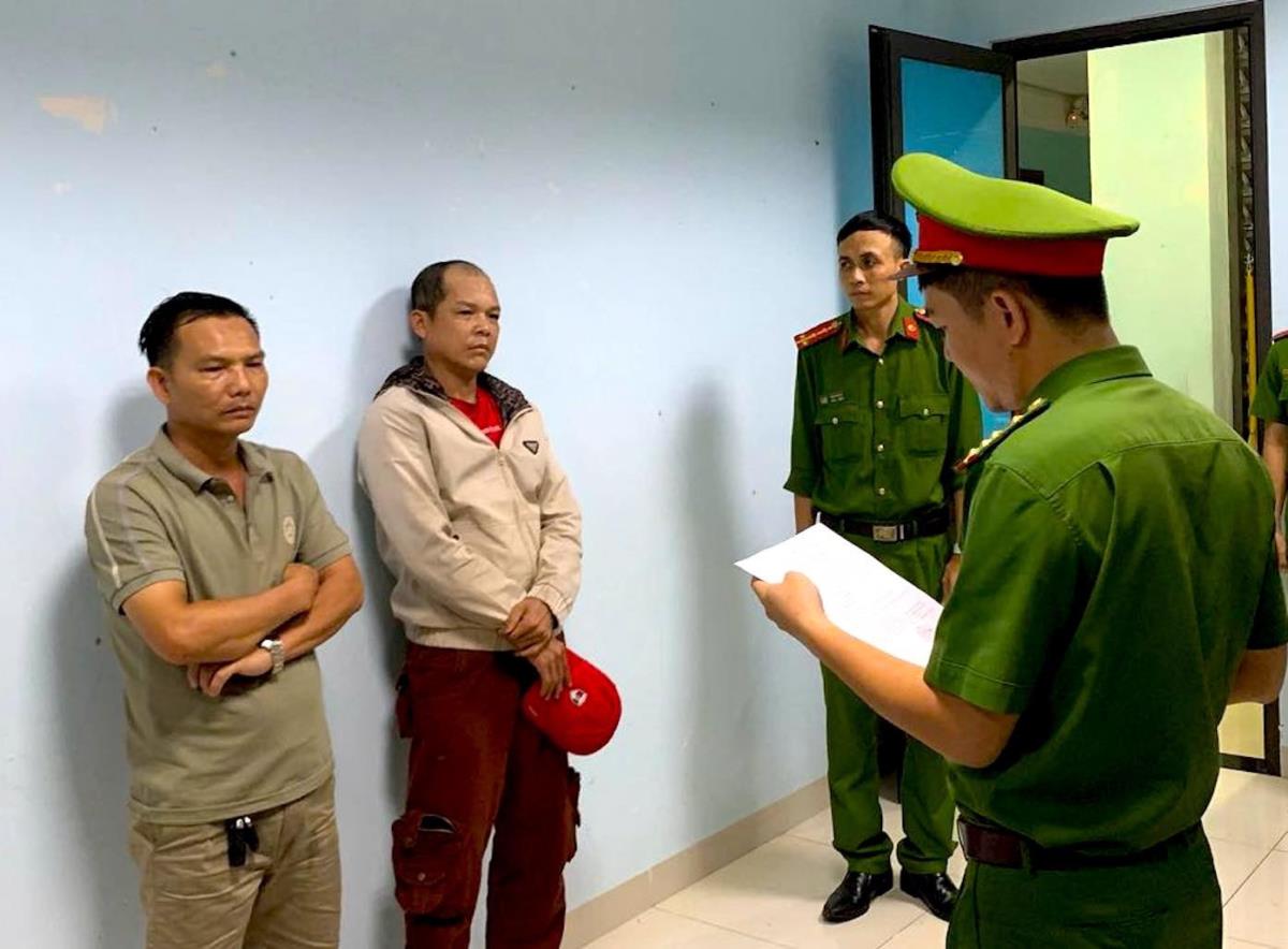 Hai đối tượng trong vụ việc.