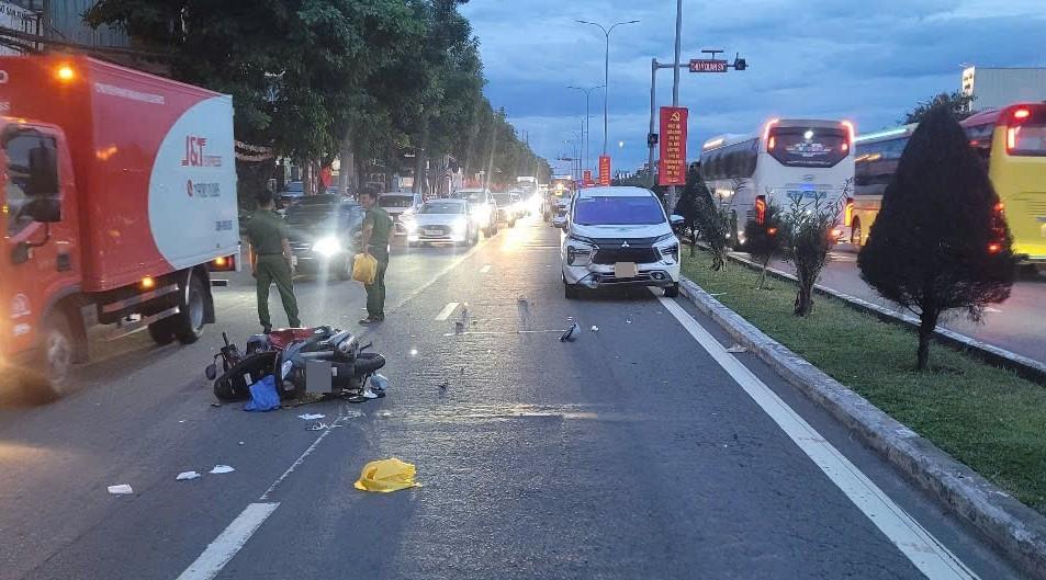 Hiện trường vụ TNGT.