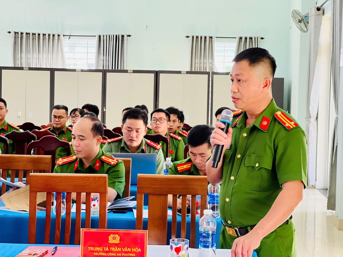 Đại tá Trần Minh Nguyên – Phó Giám đốc Công an TP Đà Nẵng phát biểu chỉ đạo.