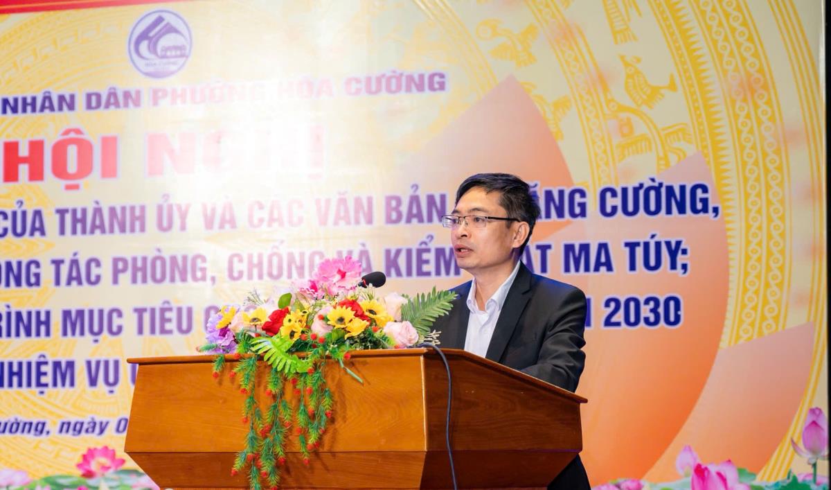 Đại diện các tổ dân phố ký cam kết xây dựng "Tổ dân phố không ma túy.