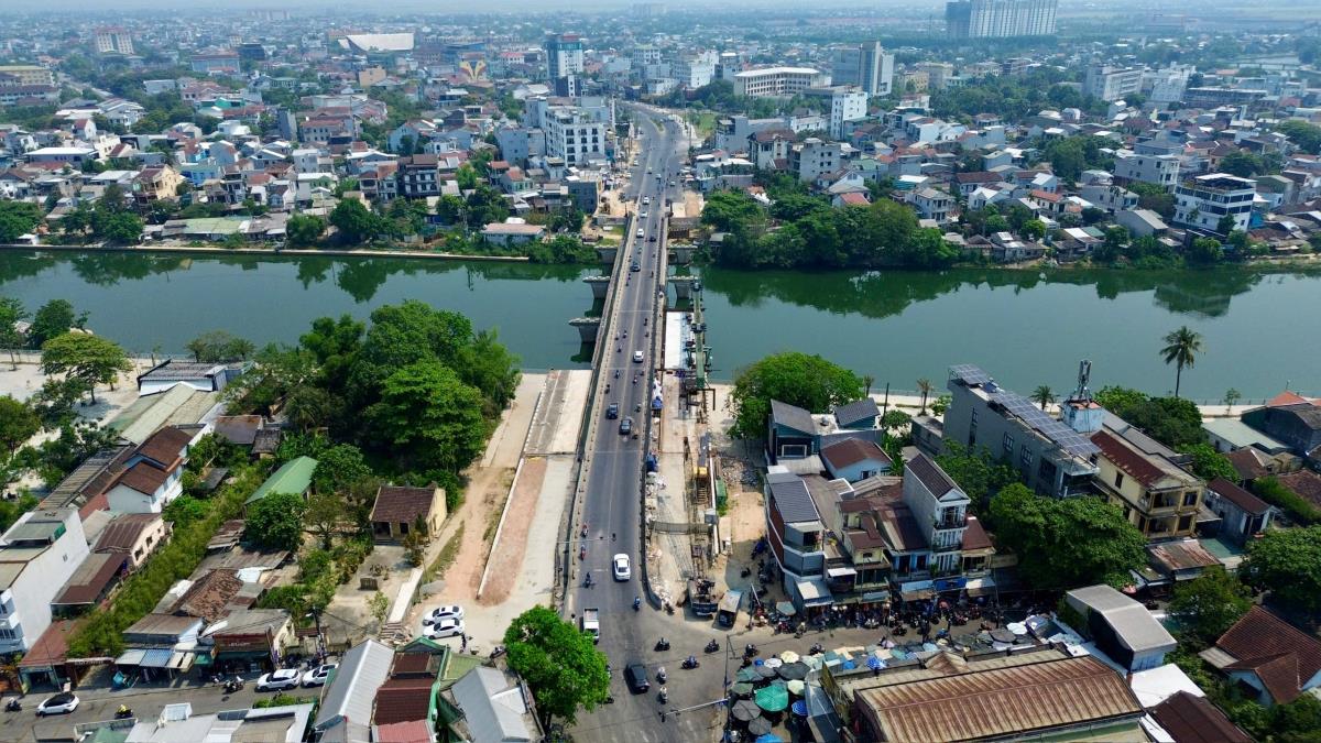 Tuyến đường 100m nối khu A – B khu đô thị An Vân Dương.