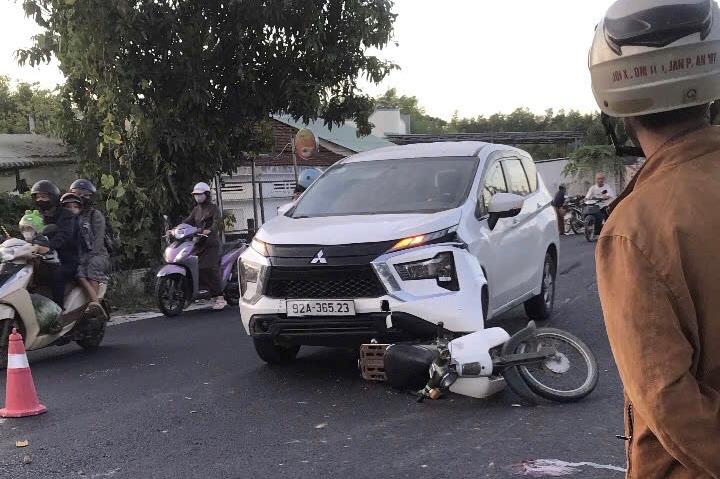 Vụ tai nạn khiến một người nguy kịch.