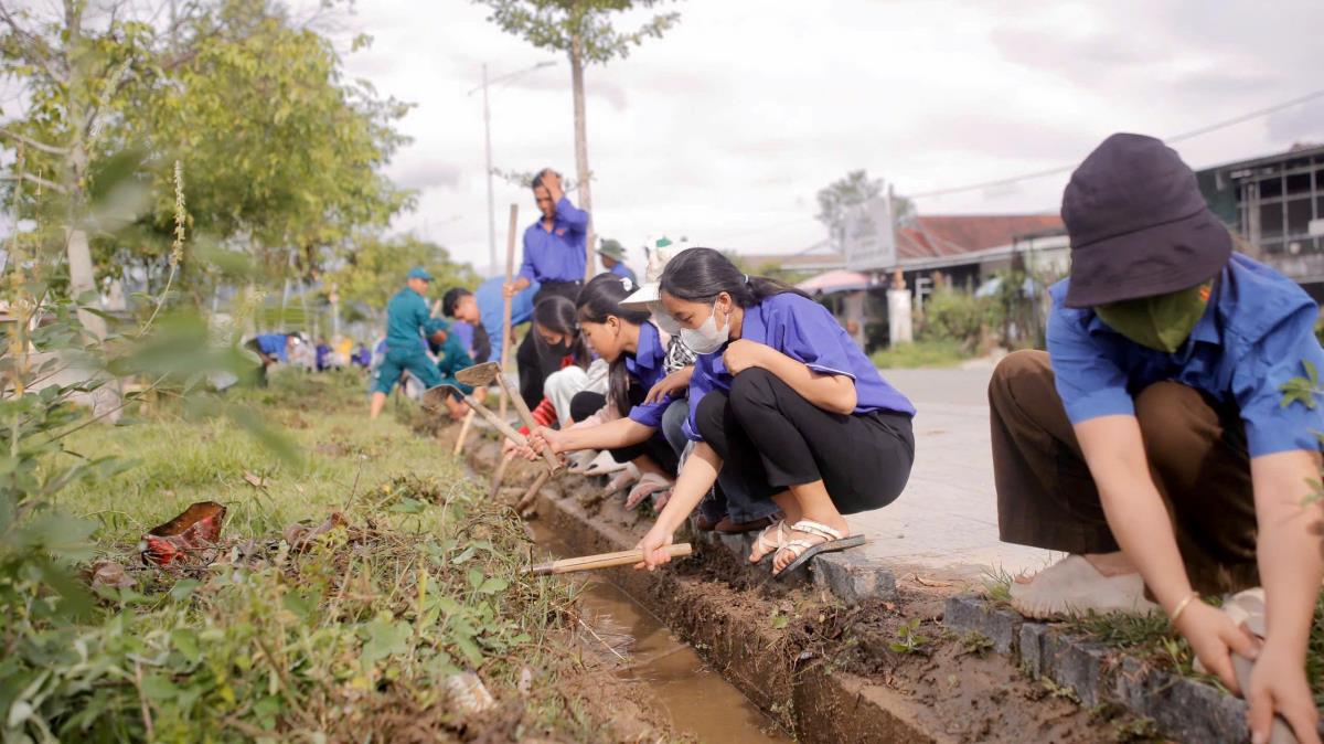 Nhiều tuyến đường được dọn sạch trong dịp này.