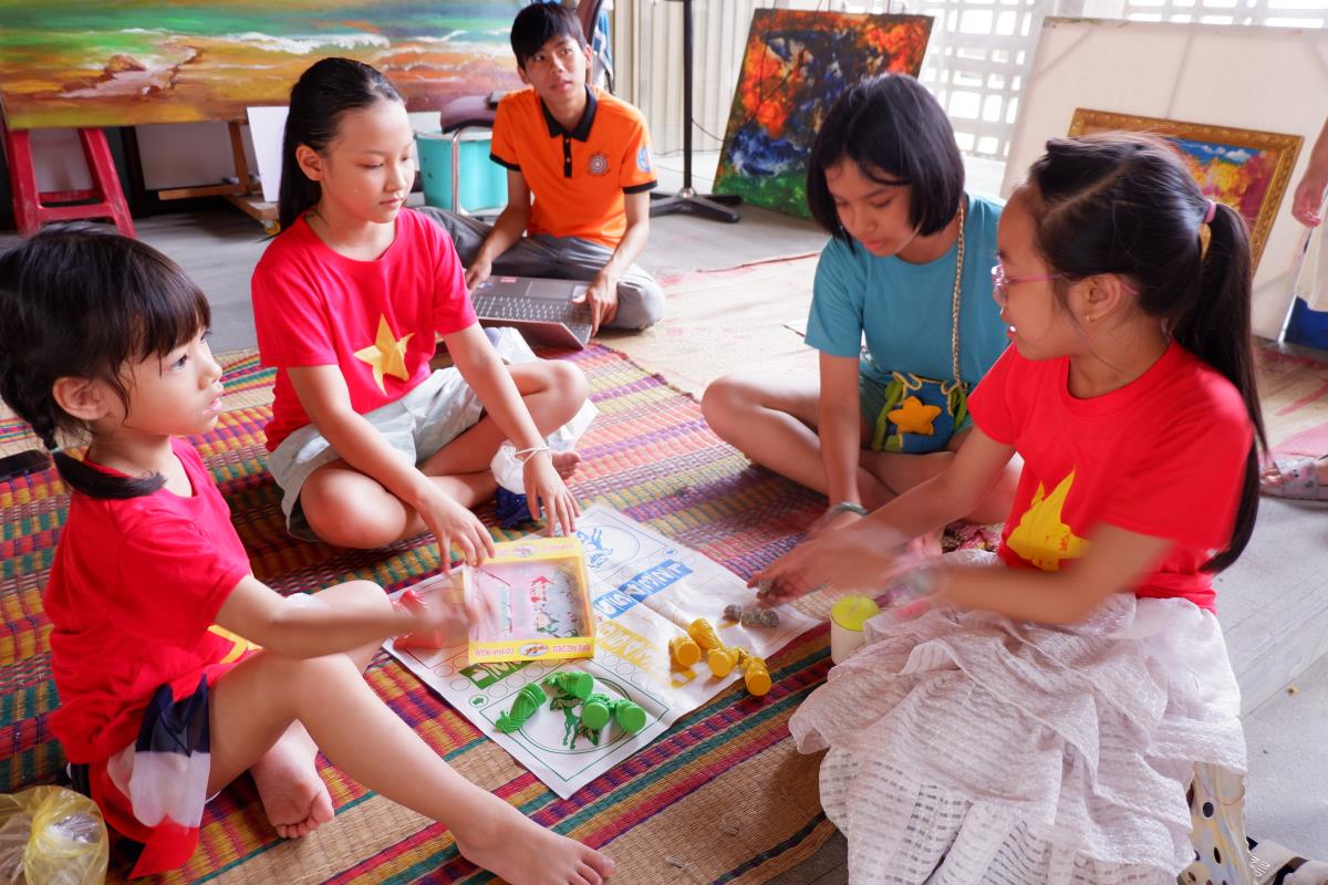 Trẻ em Đà Nẵng hòa mình vào Hội chợ Mùa hè 2026