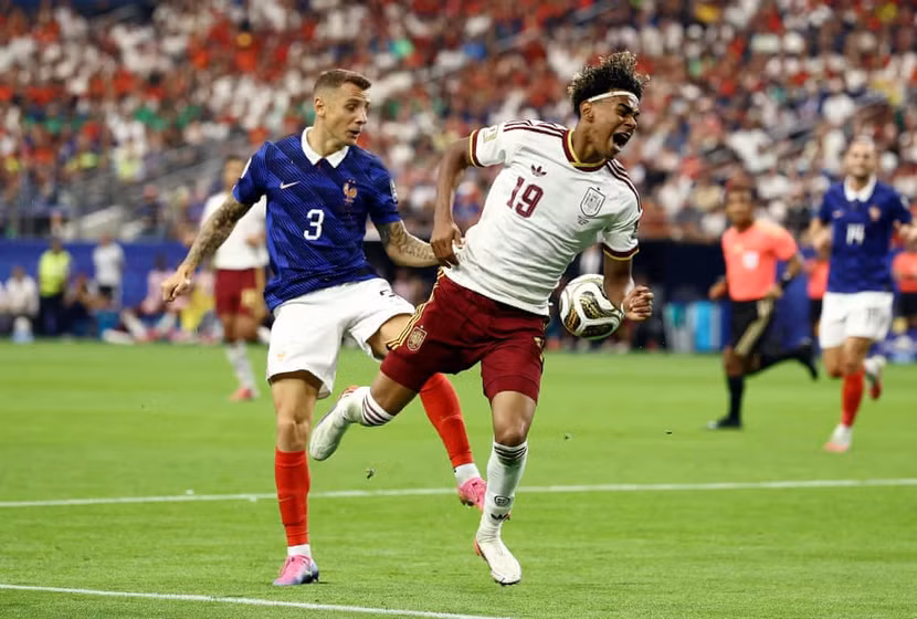 Tây Ban Nha tiến vào chung kết World Cup lần đầu tiên kể từ năm 2010
