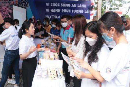 Tạo cơ hội việc làm cho người lao động, học sinh, sinh viên