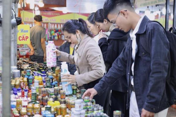 Đa dạng các sản phẩm chất lượng tại Hội chợ Xuân Quảng Nam 2024