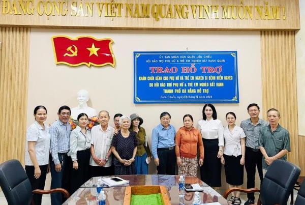 Hỗ trợ 55  triệu đồng kinh phí khám, chữa bệnh cho phụ nữ và trẻ em nghèo