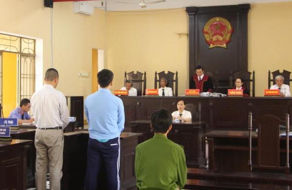 2 sếp doanh nghiệp lừa ký hợp đồng hỗ trợ vay vốn để chiếm đoạt 650 triệu đồng của đối tác