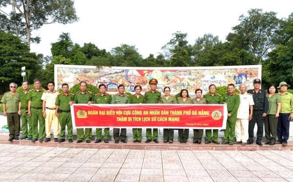 Hội Cựu Công an nhân dân thành phố Đà Nẵng về nguồn tại các di tích lịch sử cách mạng miền Nam