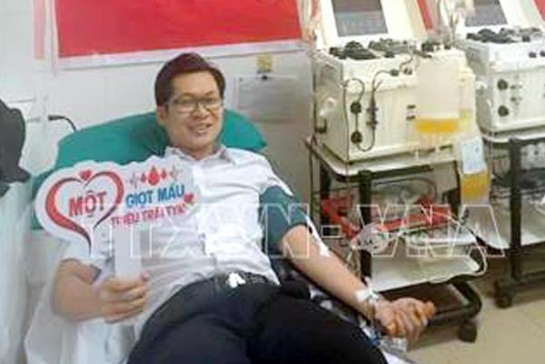 Thầy giáo trẻ vùng cao 42 lần hiến máu cứu người