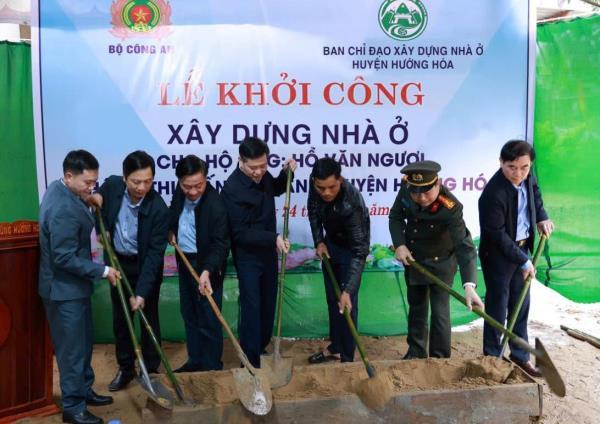Bộ Công an tiếp tục hỗ trợ kinh phí xây dựng 1.143 căn nhà ở cho hộ nghèo tại Quảng Trị