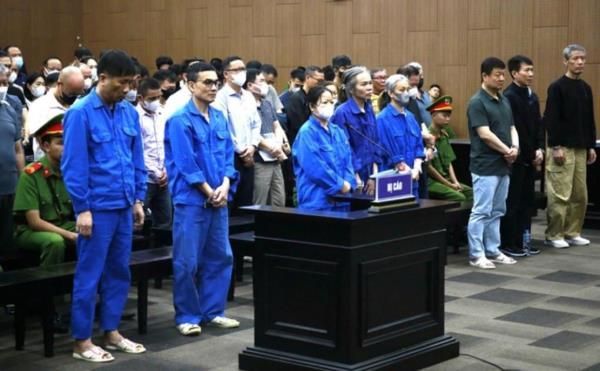 Xét xử vụ án đánh bạc khủng dưới hình thức trò chơi điện tử có thưởng liên quan đến nhiều cựu lãnh đạo, cựu cán bộ các tỉnh Phú Thọ, Hòa Bình cũ