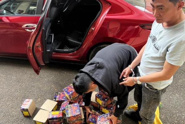 Bể chuyến hàng cận Tết